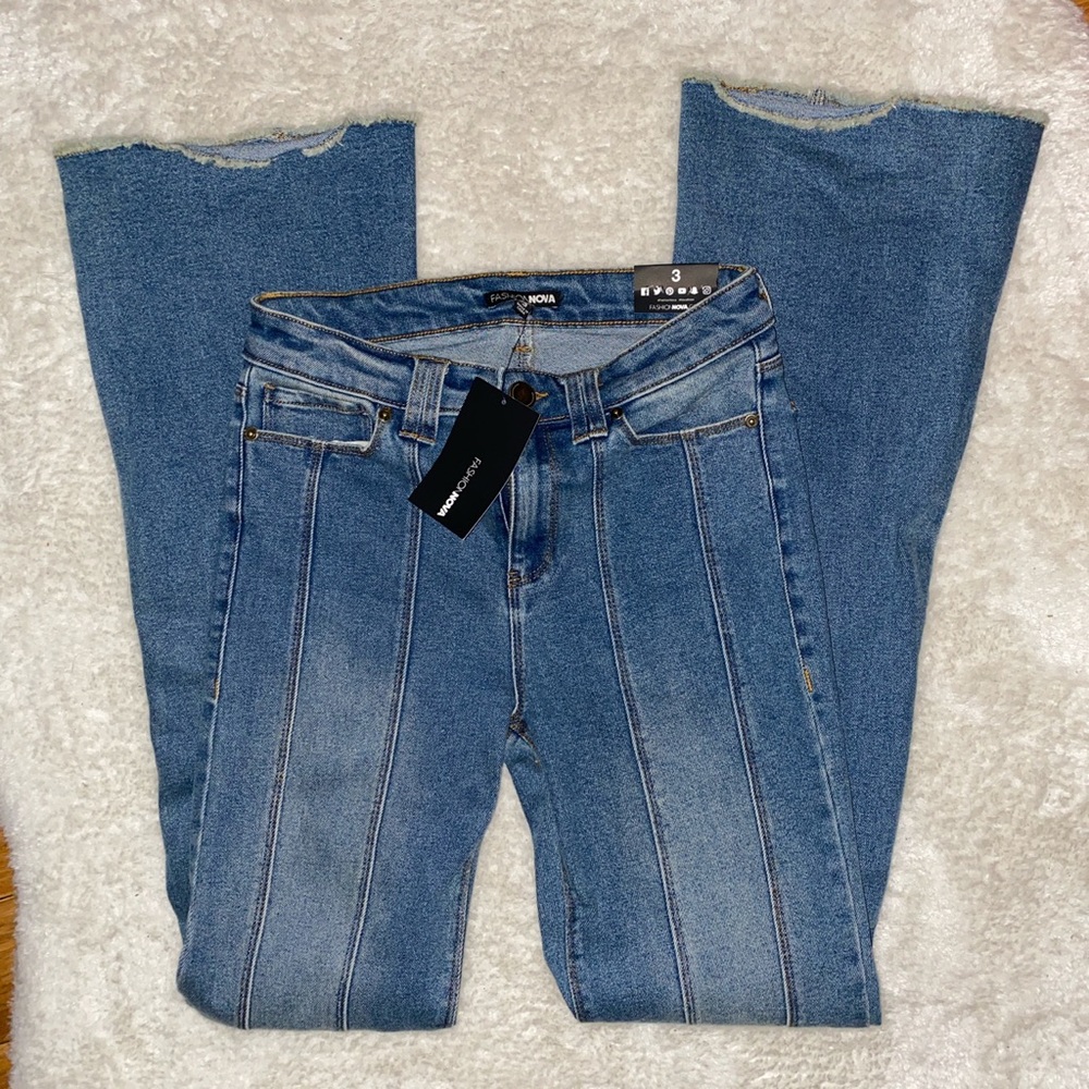 Fashion Nova Flare Jeans - Picture 2 of 6